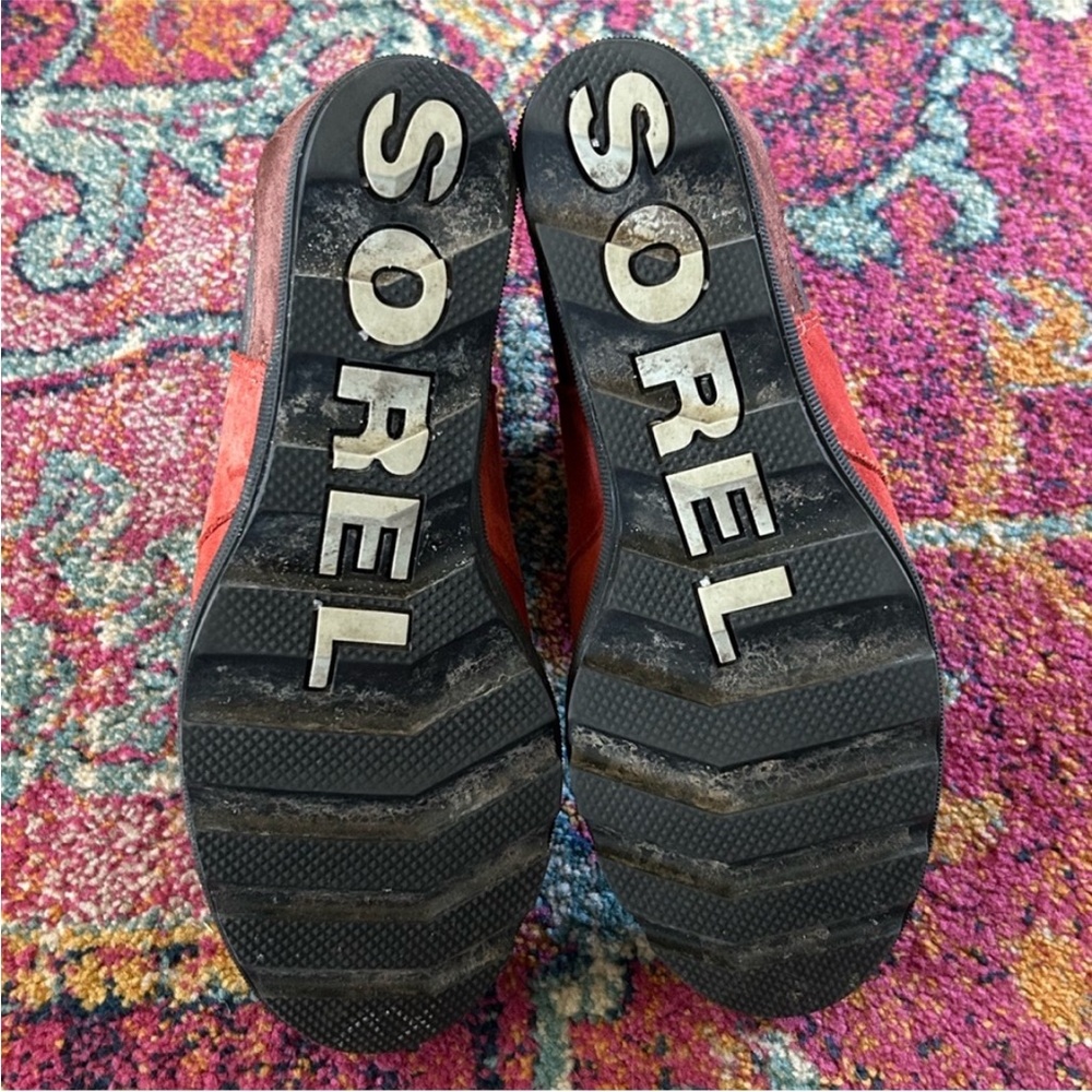 Sorel | Women's Red/Brown/Black Suede Joan A Wedge II Pull On Ankle Boots Sz 8.5 - Picture 13 of 14